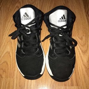 Boys Adidas Size 2